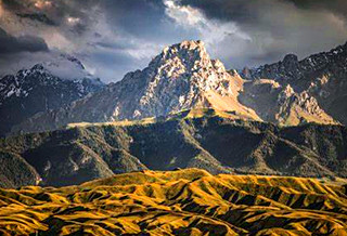 Xinjiang Weather in March