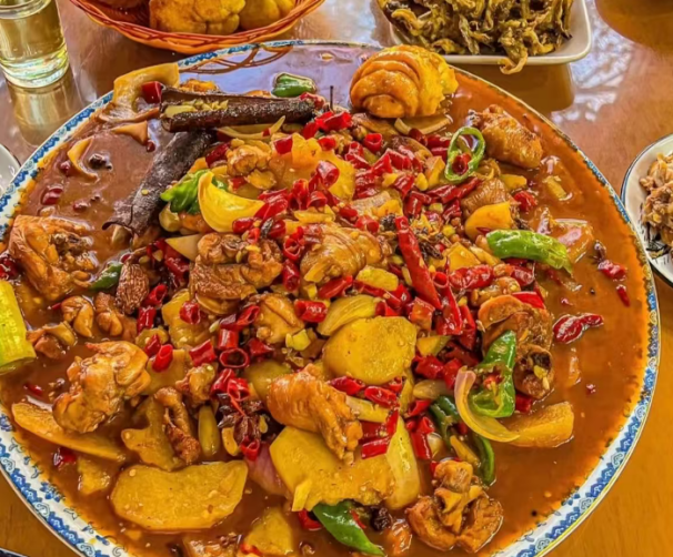 Xinjiang-big-plate-chicken-1.png