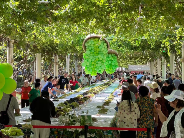 turpan-grape-festival-1.png